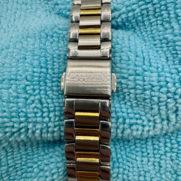 CITIZEN WOMEN'S ECO-DRIVE SILHOUETTE two tone GOLD WATCH - Picture 3 of 3